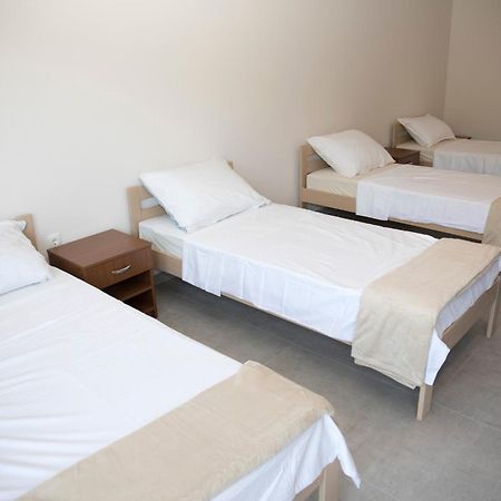 Kovac Riverfront Apartments موستار المظهر الخارجي الصورة