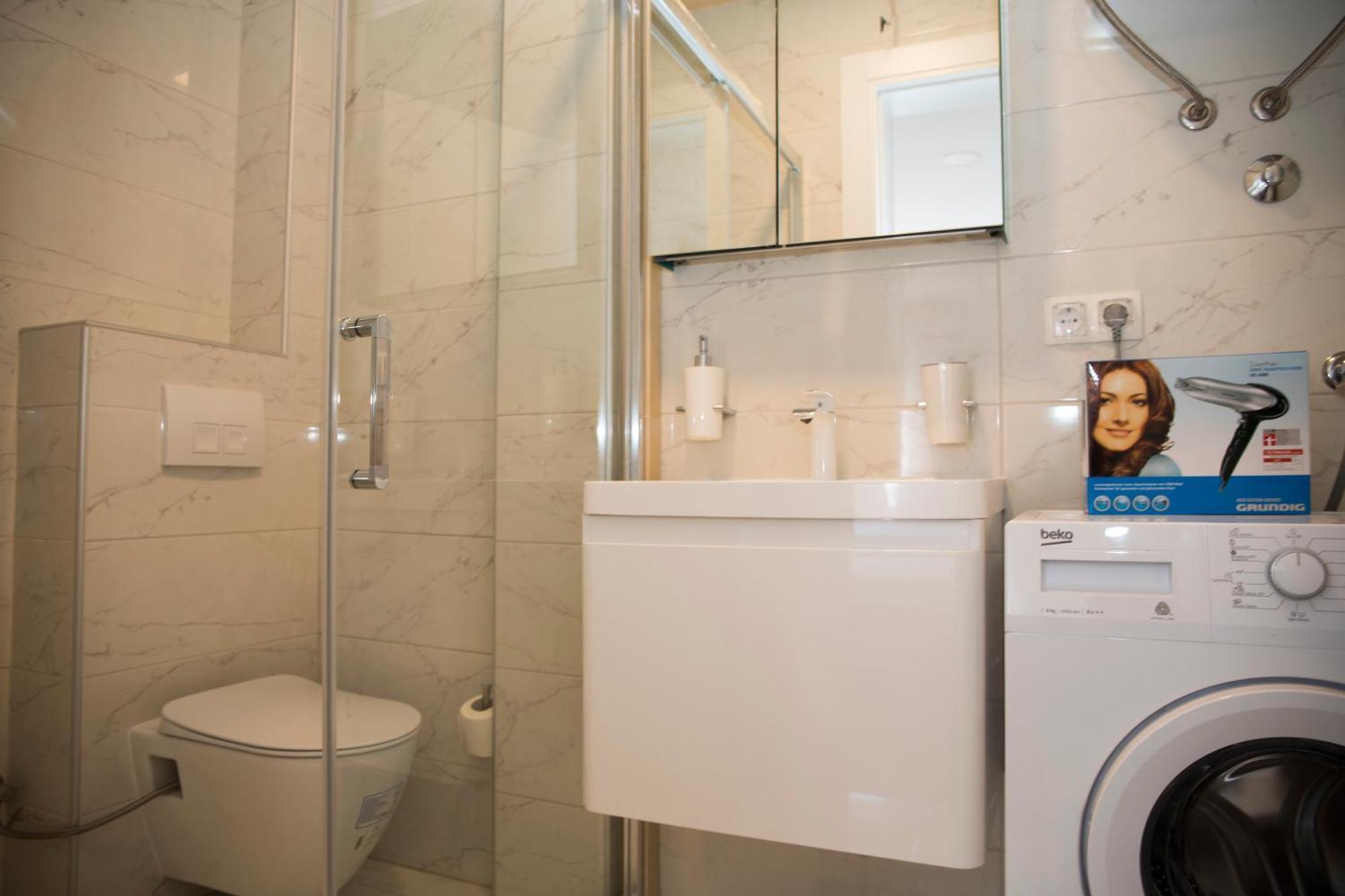 Kovac Riverfront Apartments موستار المظهر الخارجي الصورة