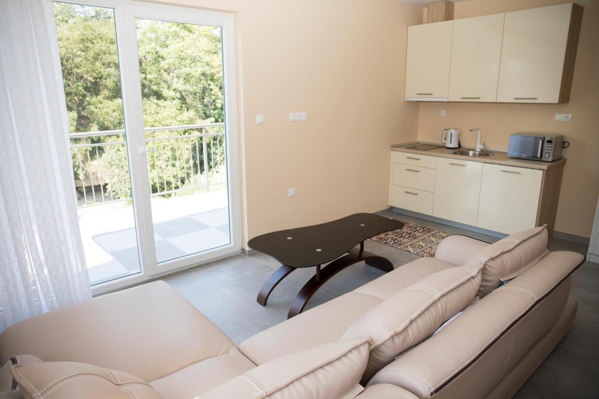 Kovac Riverfront Apartments موستار المظهر الخارجي الصورة