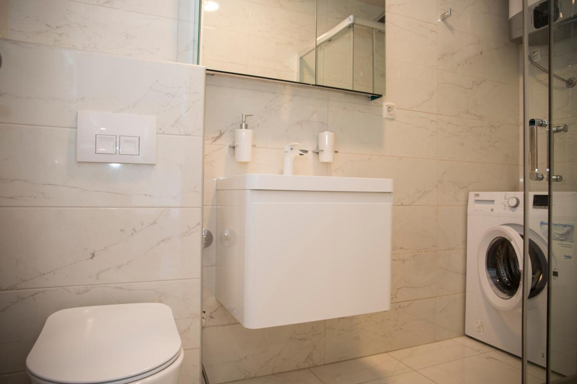 Kovac Riverfront Apartments موستار المظهر الخارجي الصورة